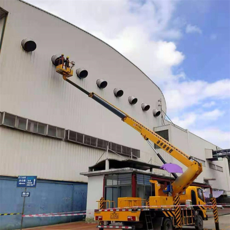 金口河高空作业车出租服务：专业广告牌安装解决方案